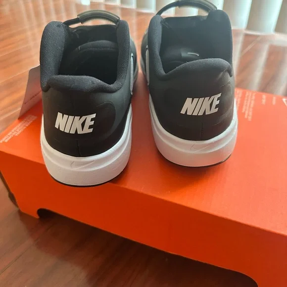 nike react ace tour - Picture 5 of 9